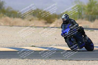 media/Mar-28-2022-Superbike Trackdays (Mon) [[b8603d0f67]]/Open Track Time/Turn 7/